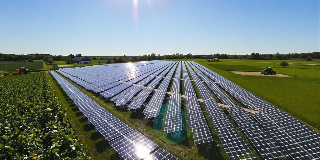 Panneau solaire agricole: Panneaux solaires sur ferme
